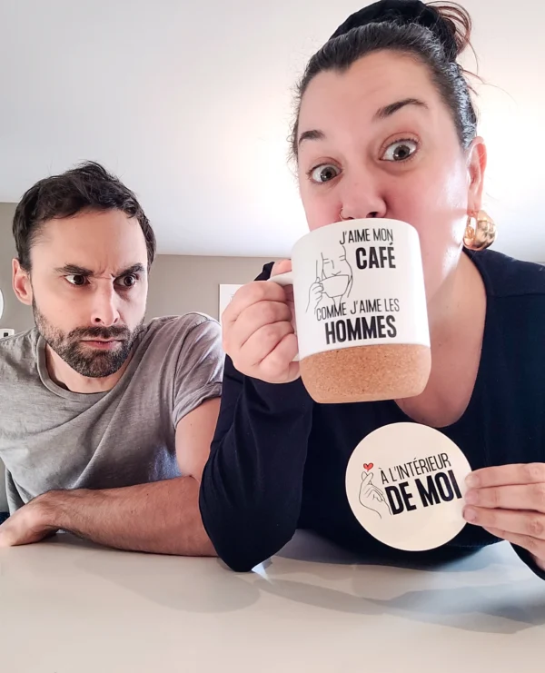 produit humoristique de la boutique Marilyne tout en humour bois dans sa tasse humoristique