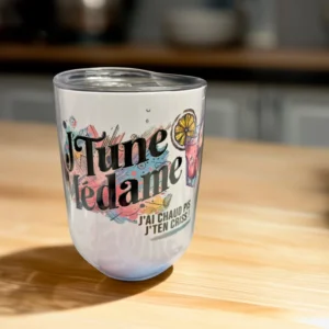 Coupe à vin drôle sans pied